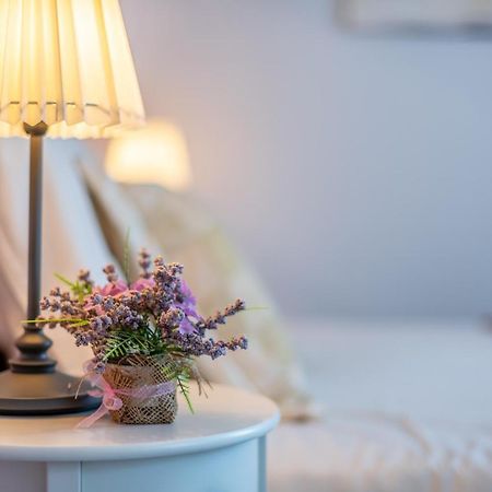 Old City Romantic Studios 4 With Free Private Parking Πούλα Εξωτερικό φωτογραφία